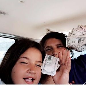 Meet your Posher, Savannah